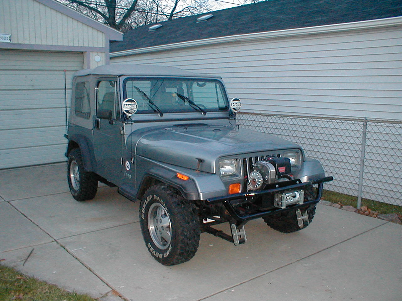 Baby_Jeep_Front.jpg (18K)